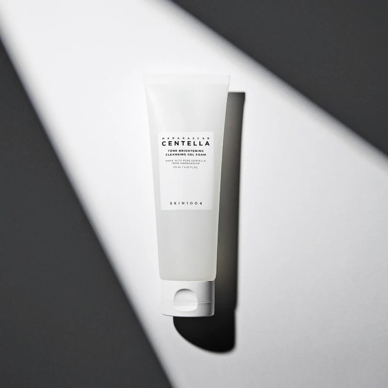SKIN1004 - Madagascar Centella Tone Brightening Cleansing Gel Foam