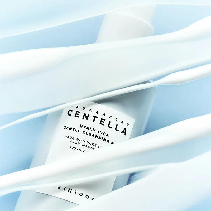SKIN1004 - Madagascar Centella Hyalu-Cica Gentle Cleansing Milk