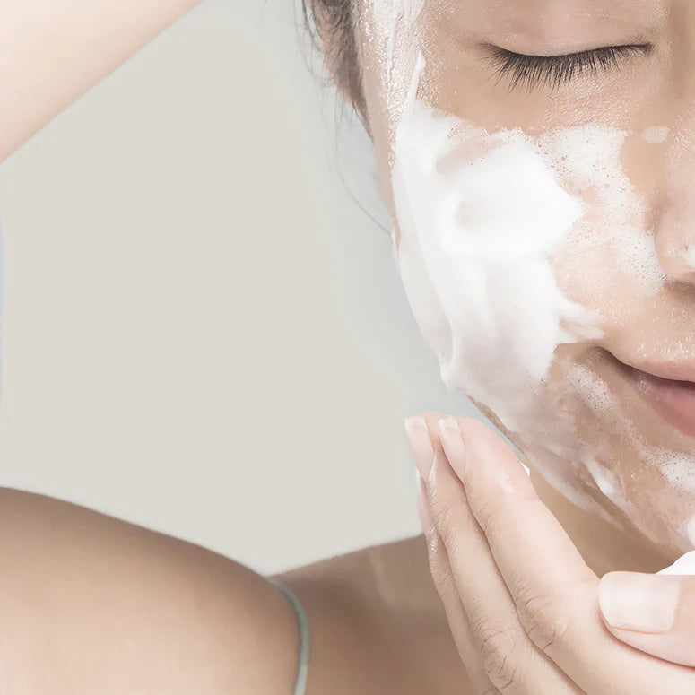 Anua - Heartleaf Succinic Moisture Cleansing Foam